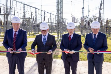 Átadták az ország egyik legnagyobb áramhálózati alállomását